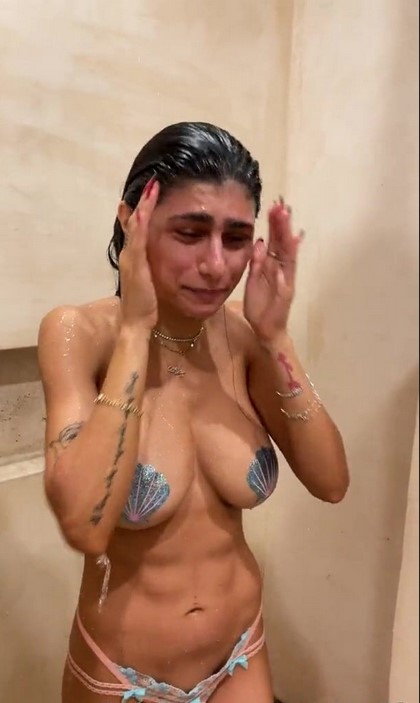 mia khalifa9